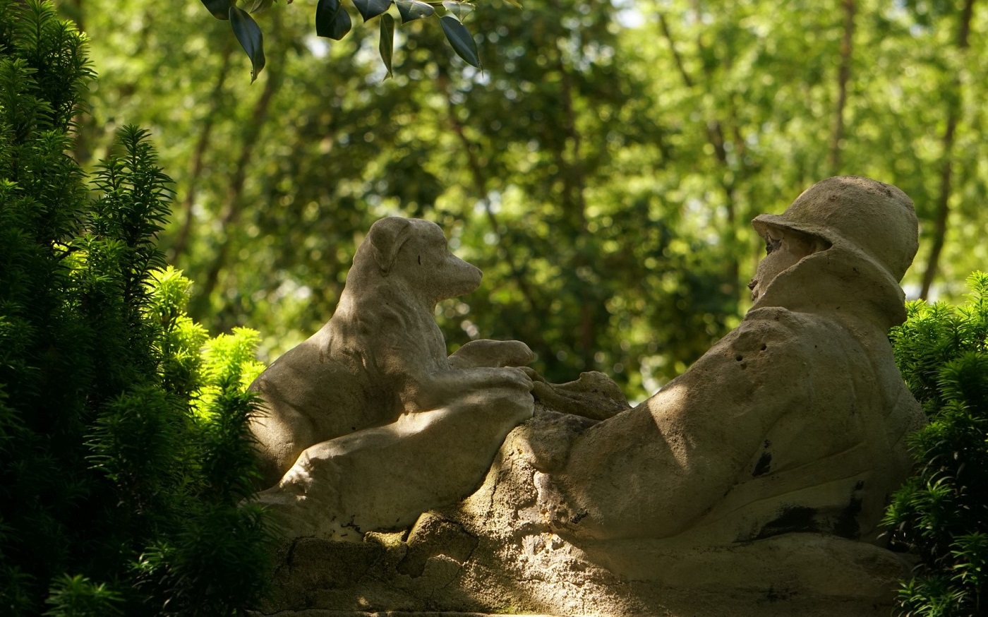 One of the Pet Sematary sculptures. Sortiraparis Photos